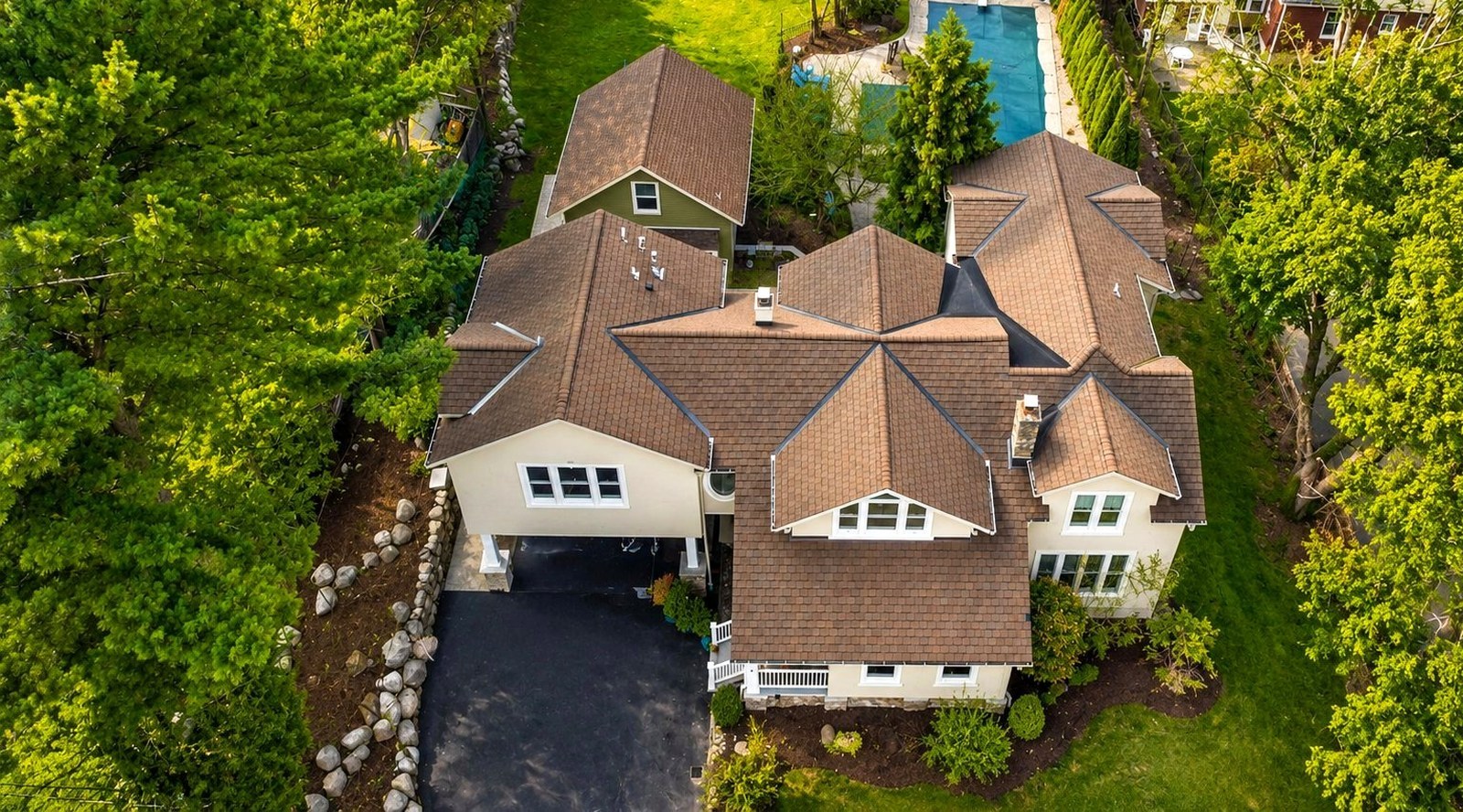 155 Dwight Avenue aerial view